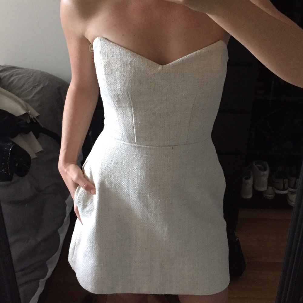 Elegant Strapless White Dress